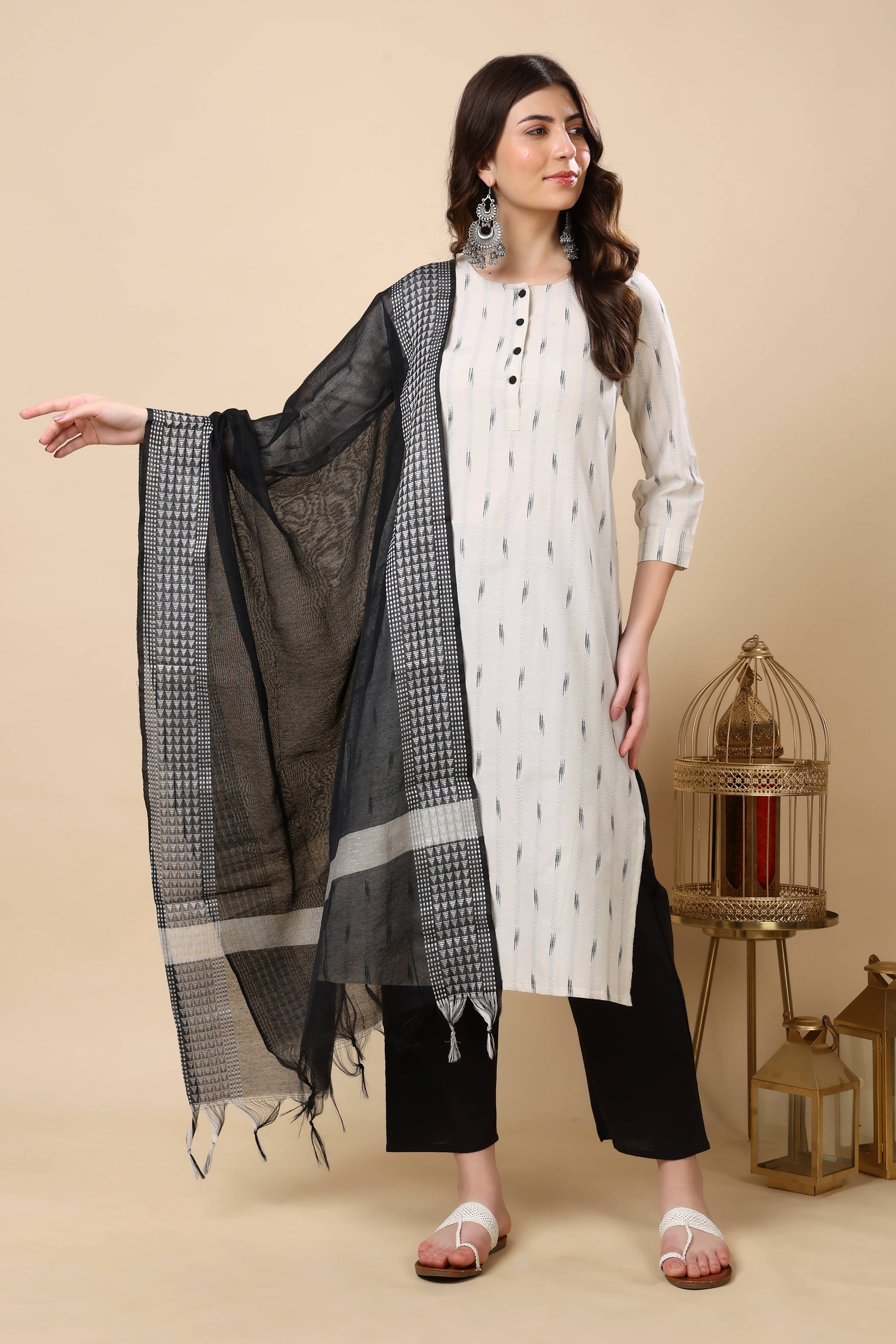     			FASHJONS 360 Women Cotton Embroidered Straight Kurti With Harems Pants ( White )