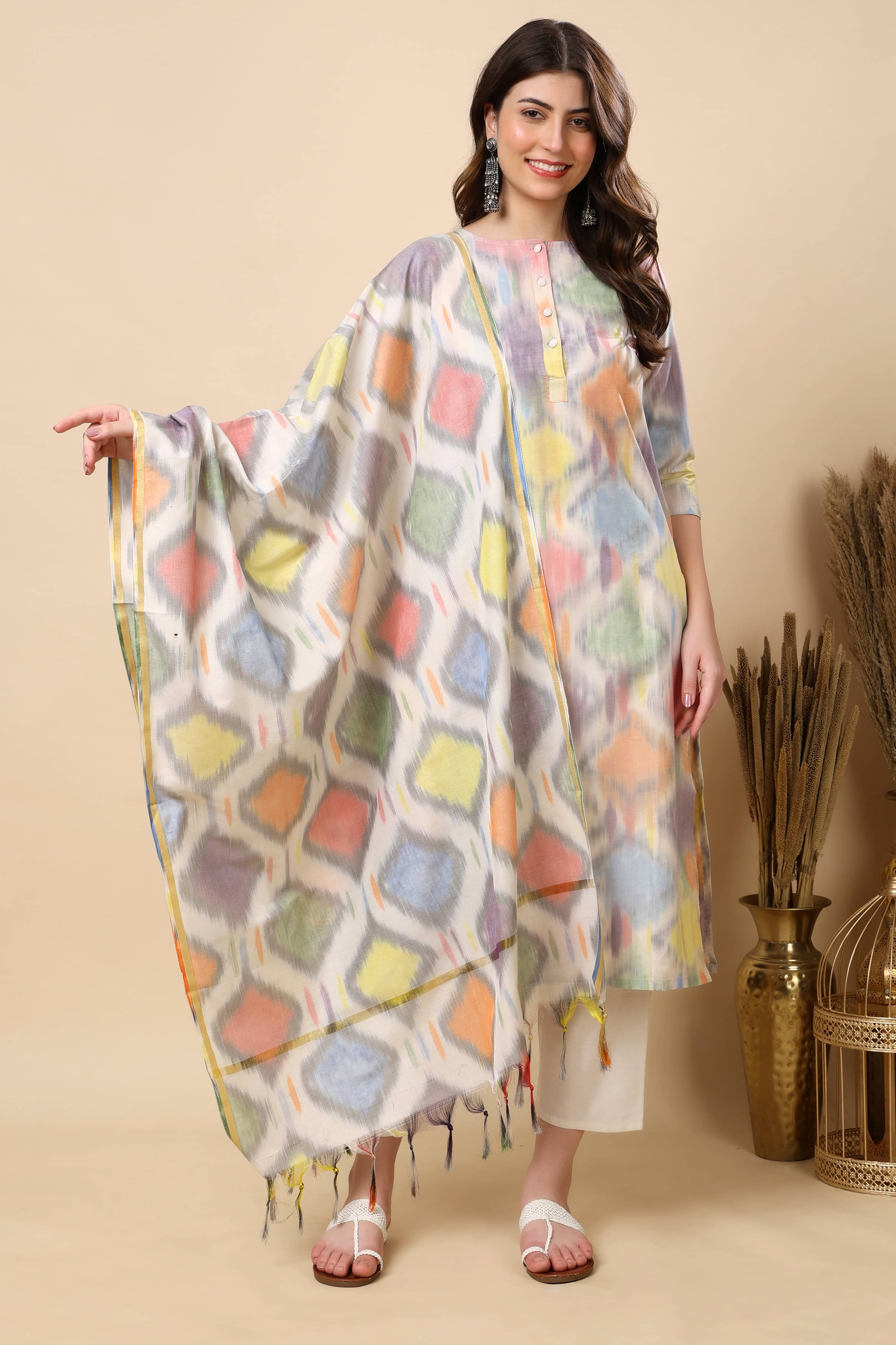     			FASHJONS 360 Women Cotton Printed Straight Kurti With Harems Pants ( Multicoloured )