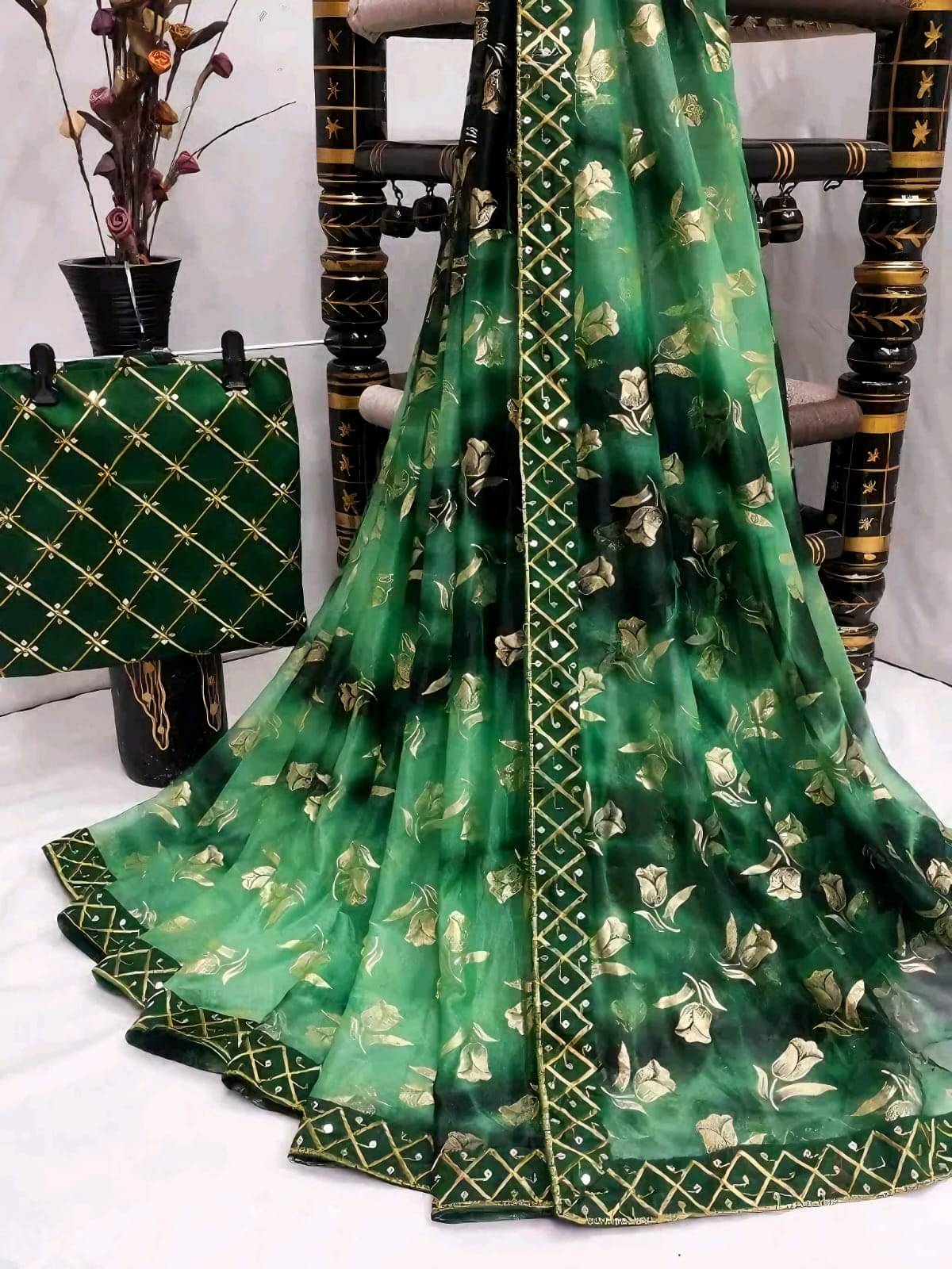     			Faz Collection Organza Embellished Bandhani Sarees With Unstitched Blouse Piece ( Green )