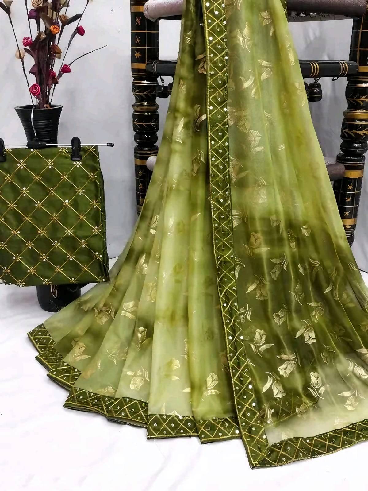     			Faz Collection Organza Embellished Bandhani Sarees With Unstitched Blouse Piece ( Fluorescent Green )
