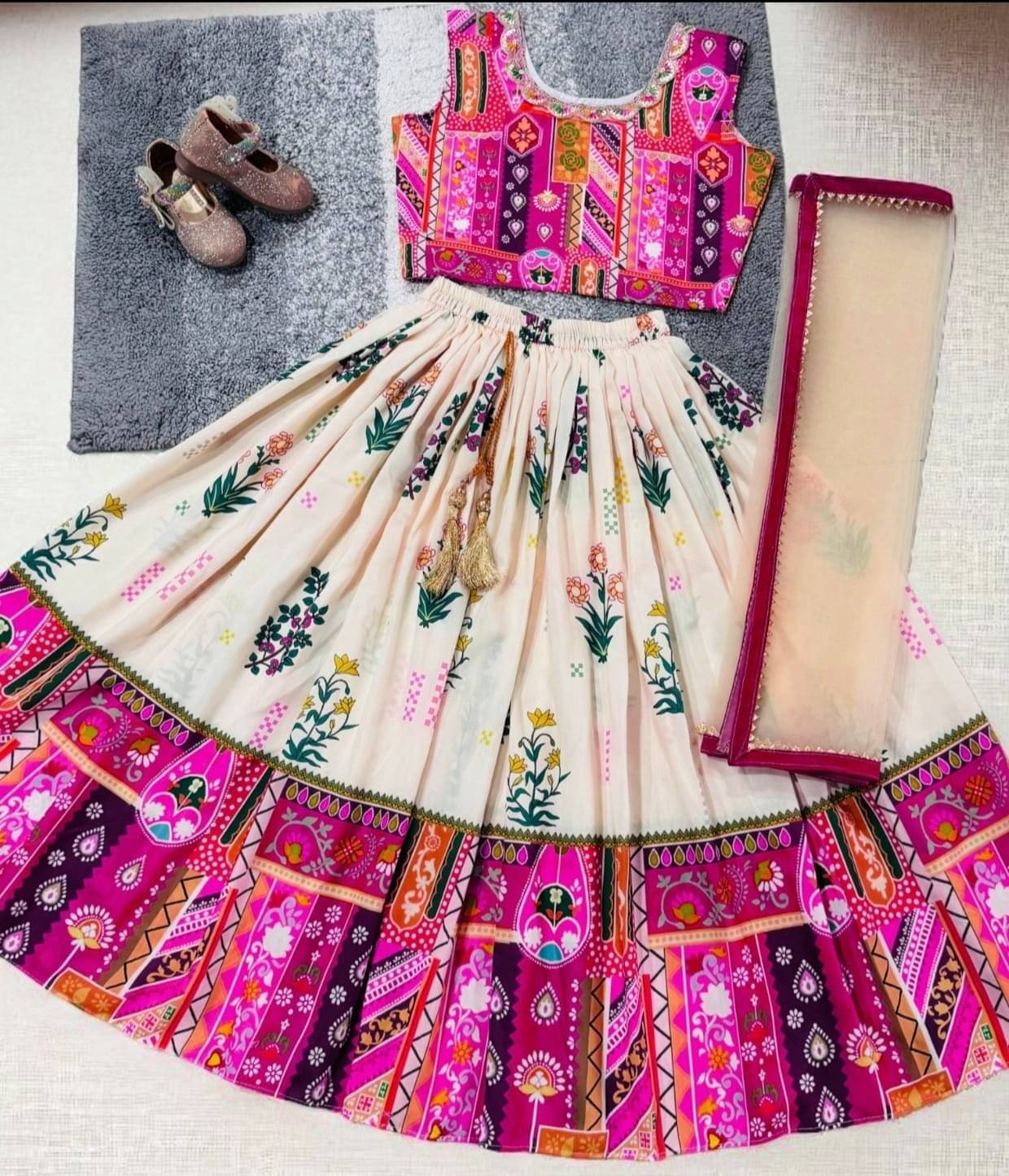     			KC Kunj Creation Cotton Lehenga Choli Set For Girls ( Pack of 1 , Pink )