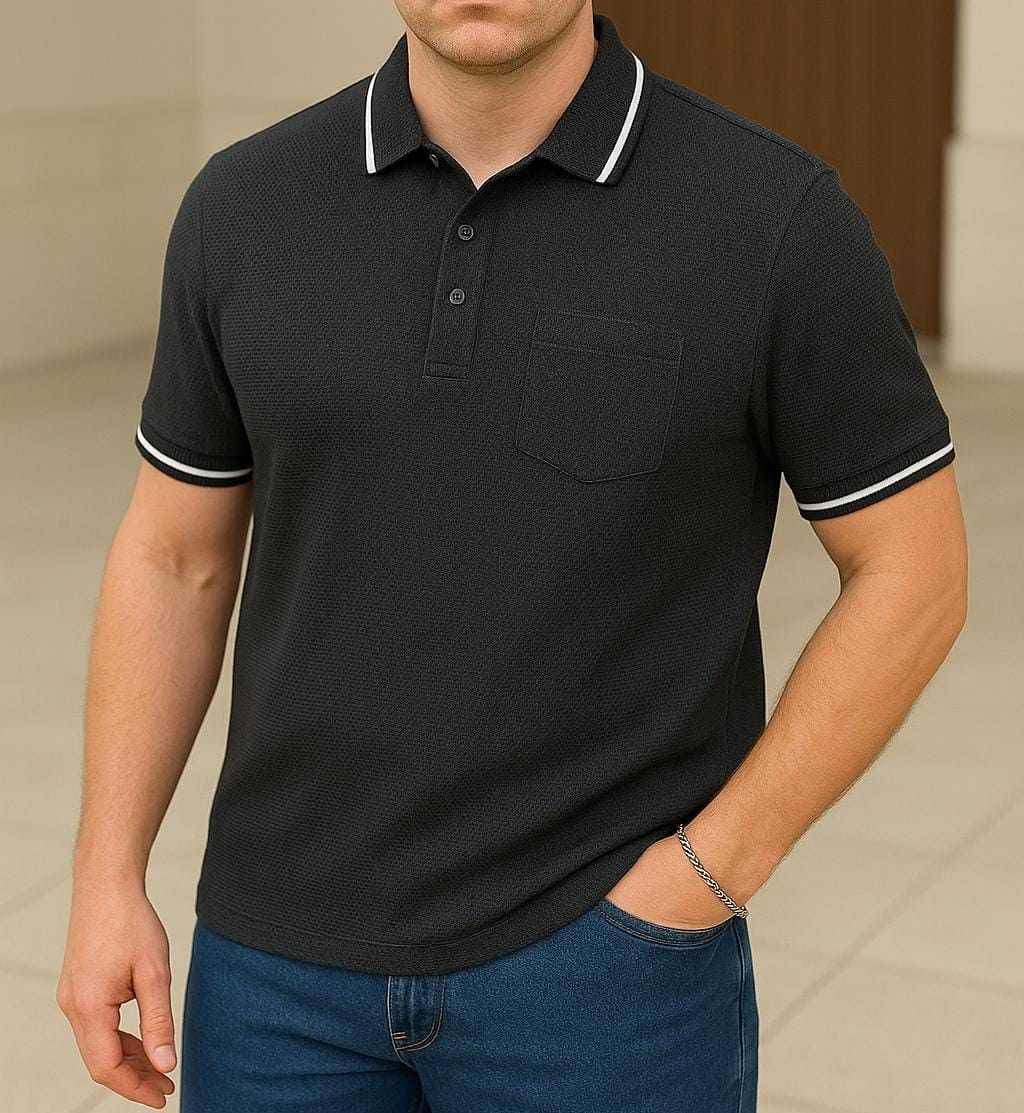     			Scuba Men Cotton Regular Fit Solid T-Shirt ( Black )