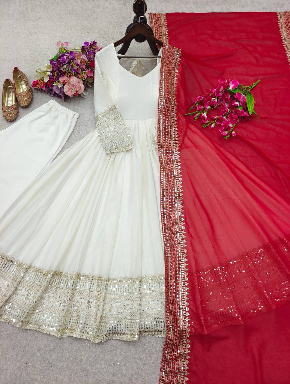     			THE PRIVATE LABLE Women Chiffon Embroidered Anarkali Kurti With Pants ( White )