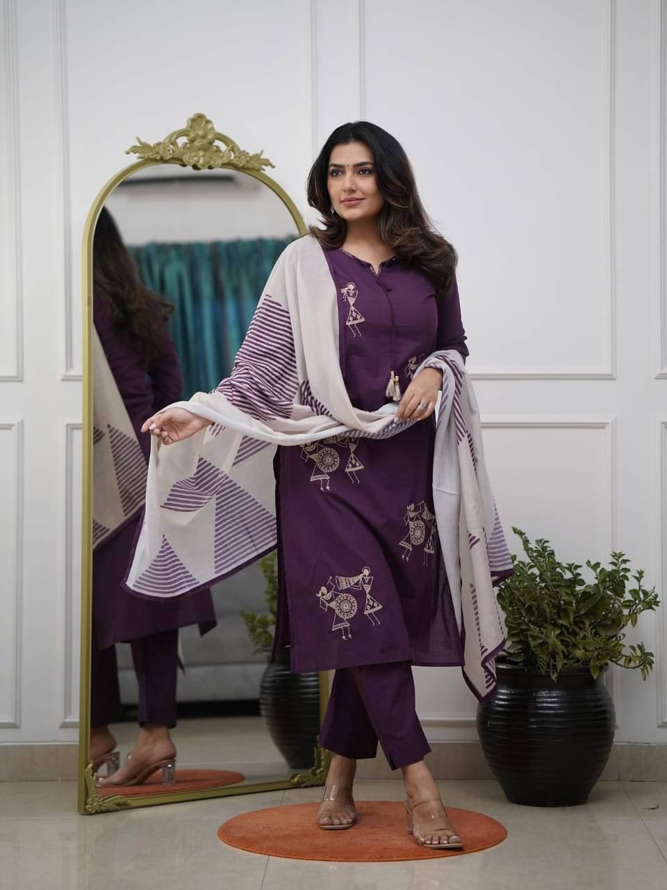 ZOOFLINE Women Silk Embroidered Straight Kurti With Pants ( Purple ) ZOOFLINE Women Silk Embroidered Straight Kurti With Pants ( Purple )