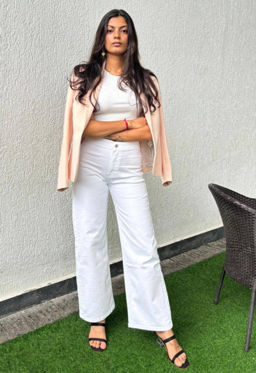     			9x denims Women's Regular Fit High-Rise Jeans ( White )