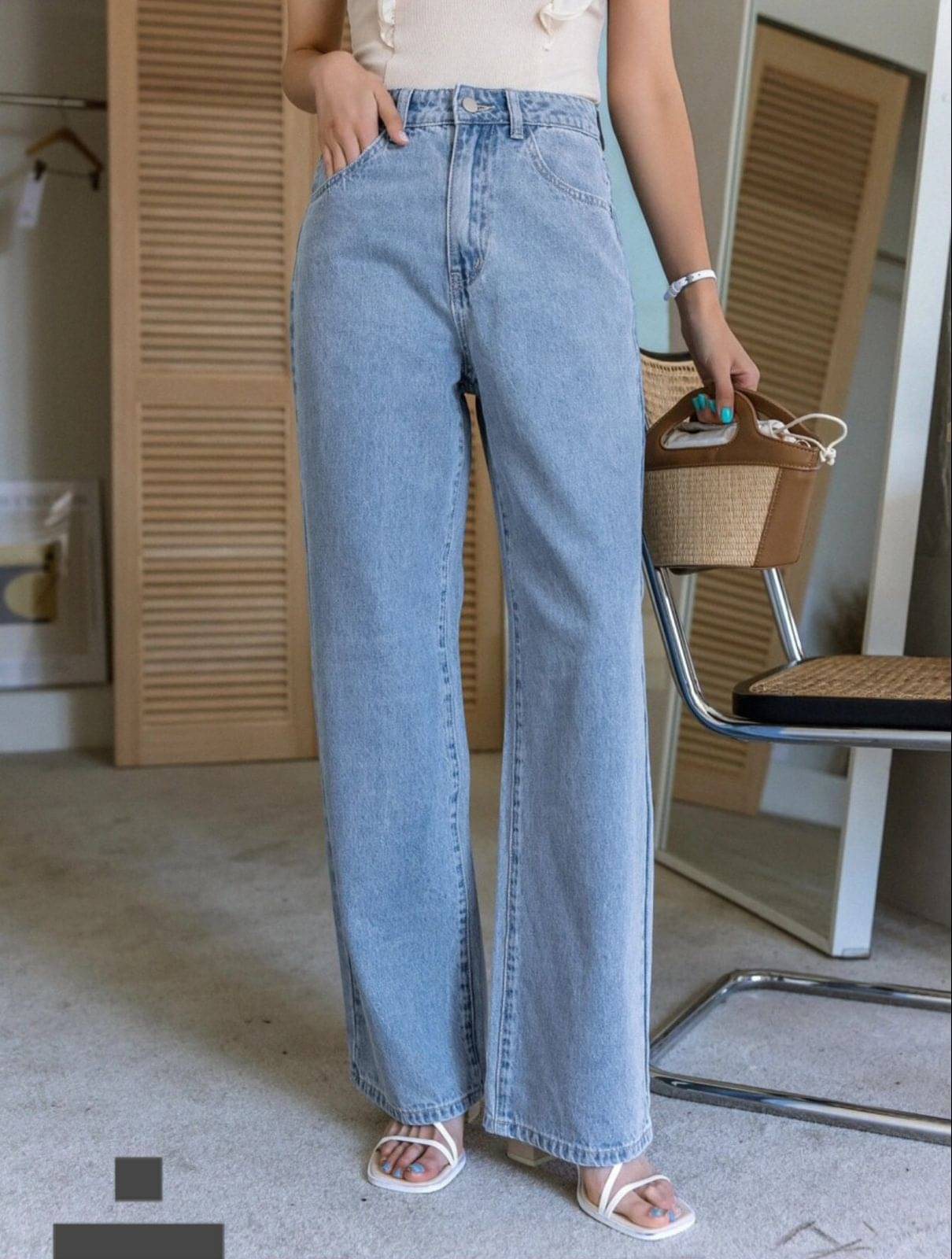     			AD Fashion Women's Baggy Fit High-Rise Jeans ( Blue )