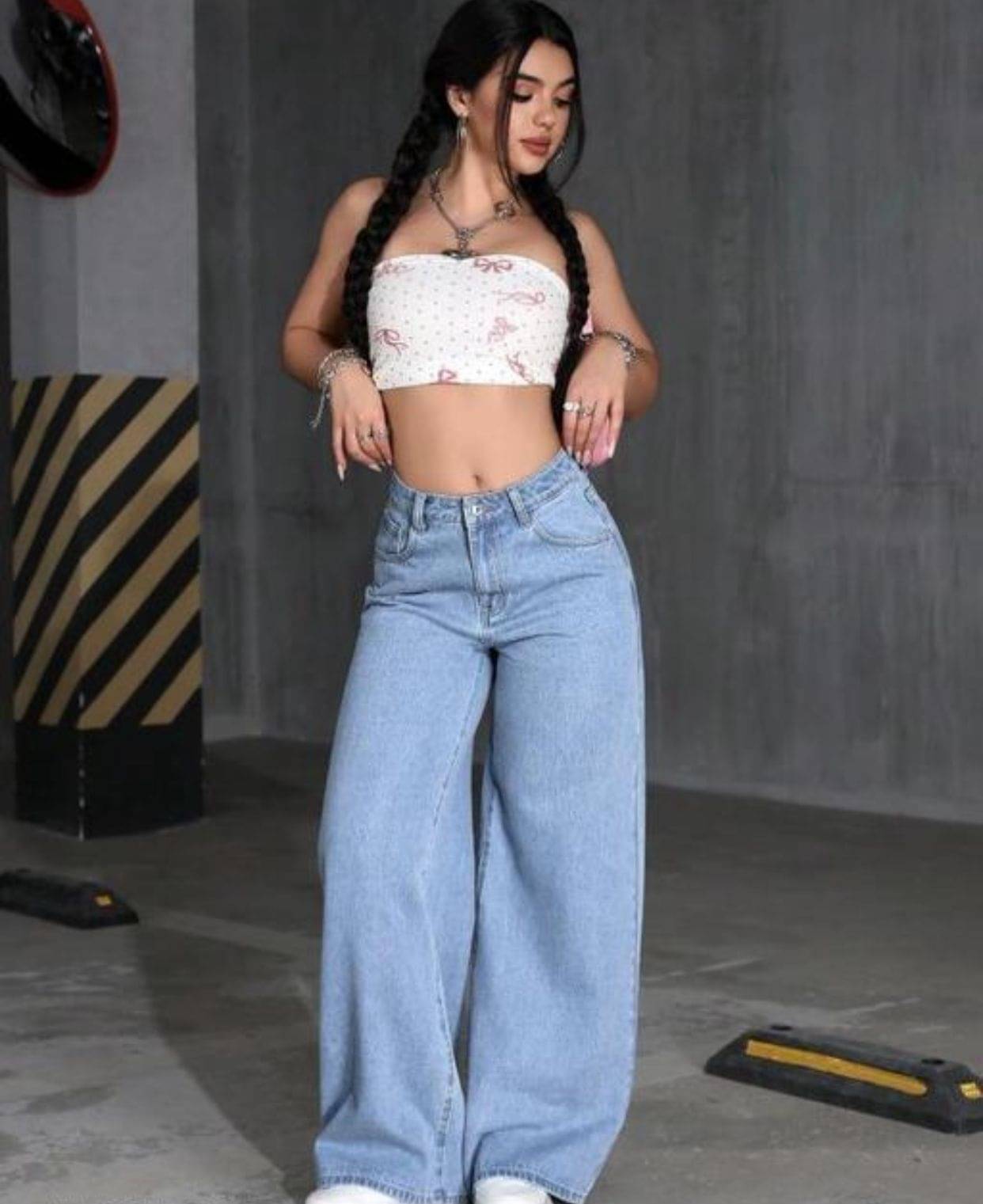     			AD Fashion Women's Baggy Fit High-Rise Jeans ( Blue )