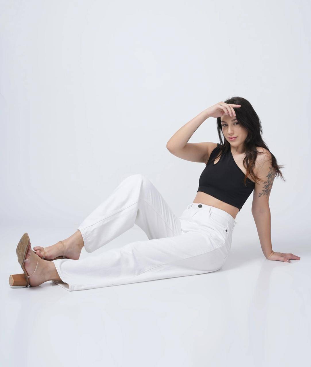     			AD Fashion Women's Regular Fit High-Rise Jeans ( White )