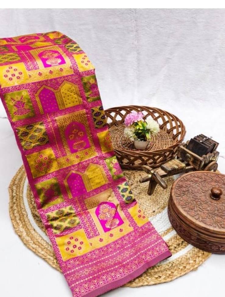     			BBV COUTURE Jacquard Embellished Banarasi saree With Stitched Blouse ( Pink )