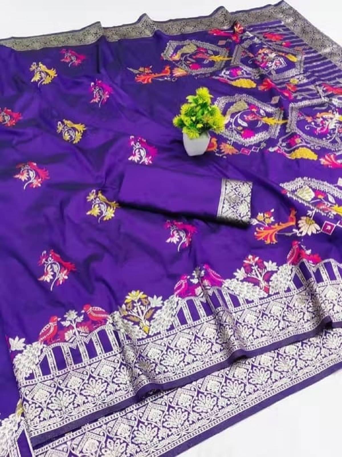     			CRYSTALWAVES Art Silk Solid Paithani Sarees With Unstitched Blouse Piece ( Purple )