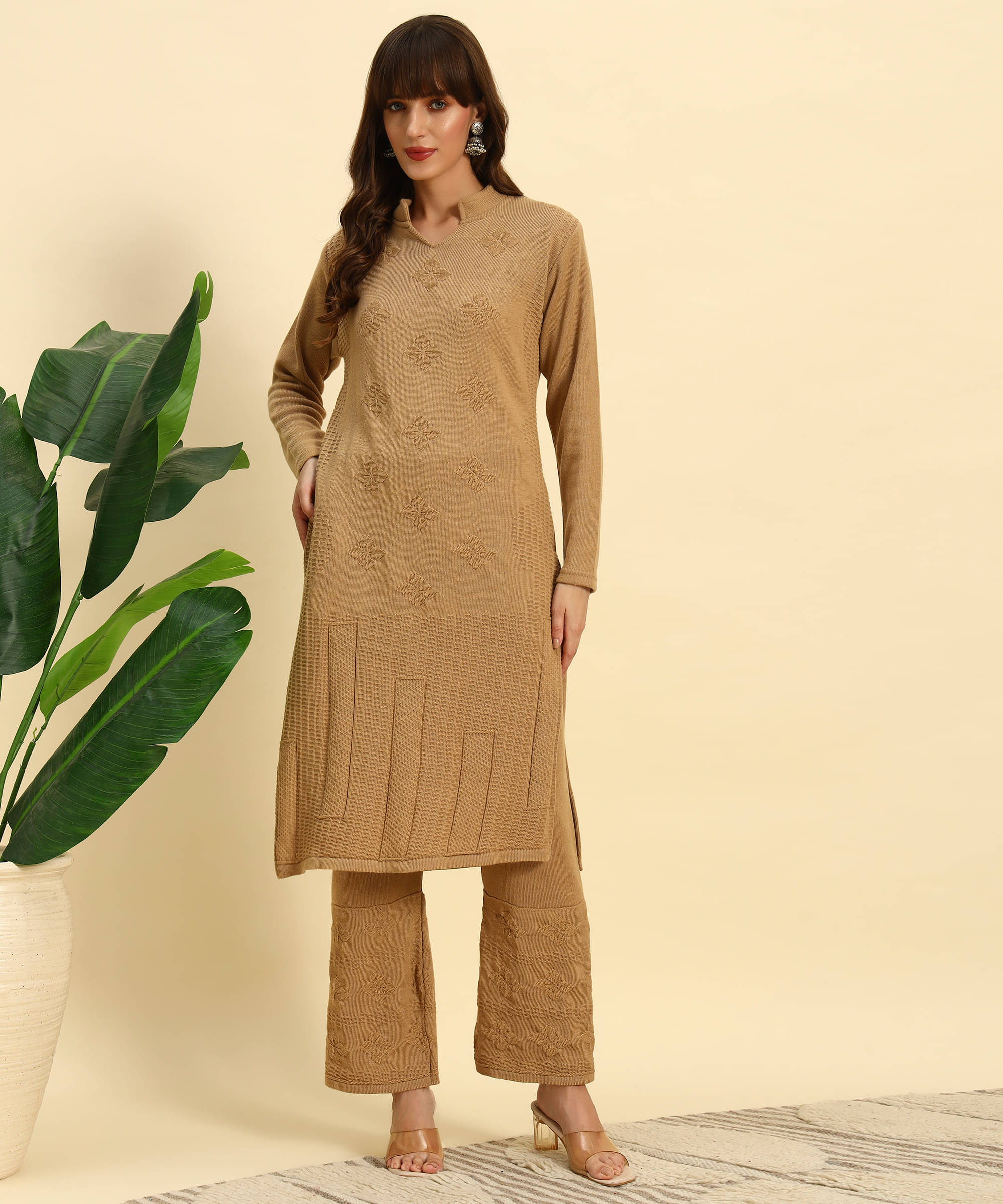     			Canblar Women Woollen Solid Straight Kurti With Palazzo ( Cream )