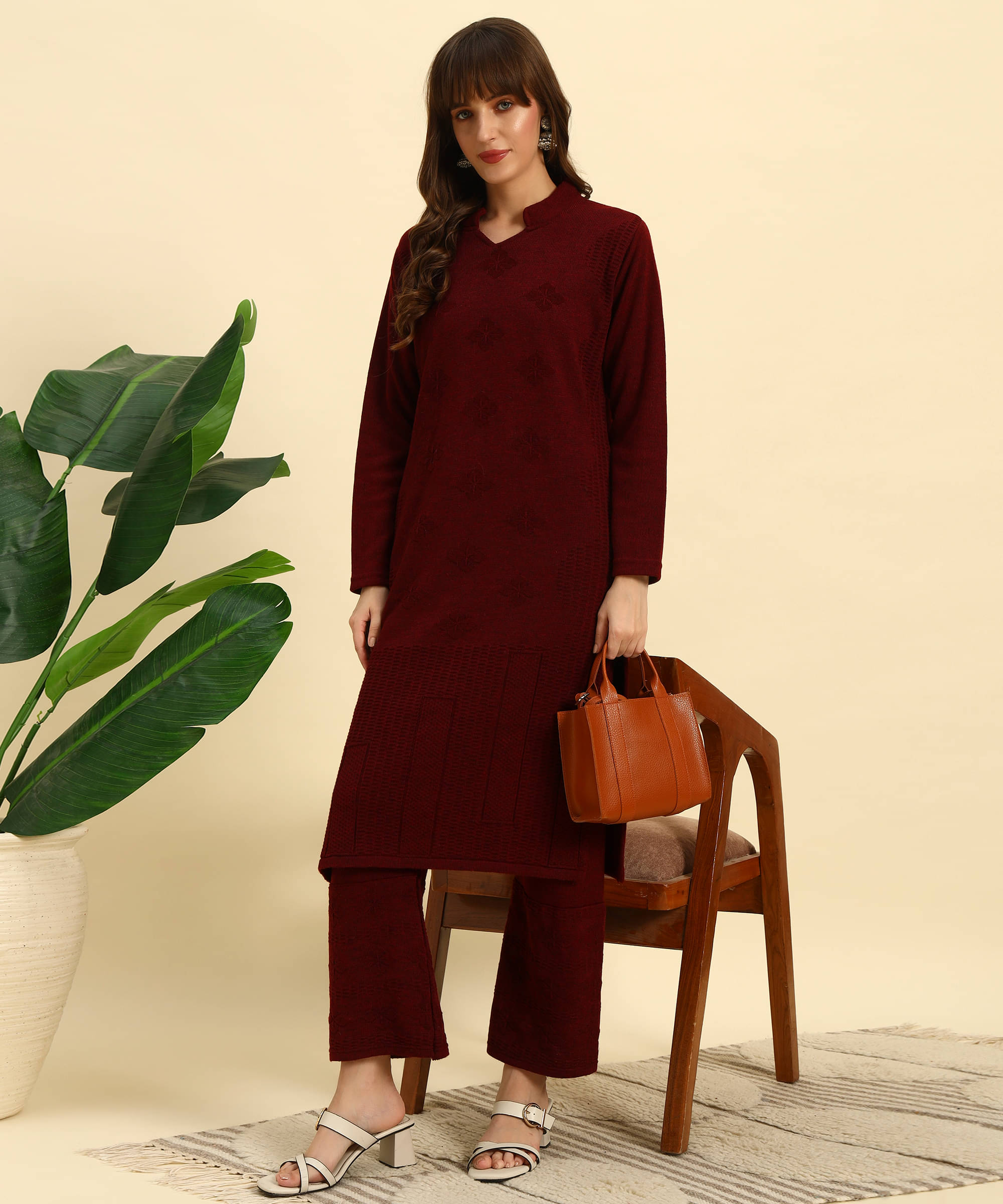     			Canblar Women Woollen Solid Straight Kurti With Palazzo ( Maroon )