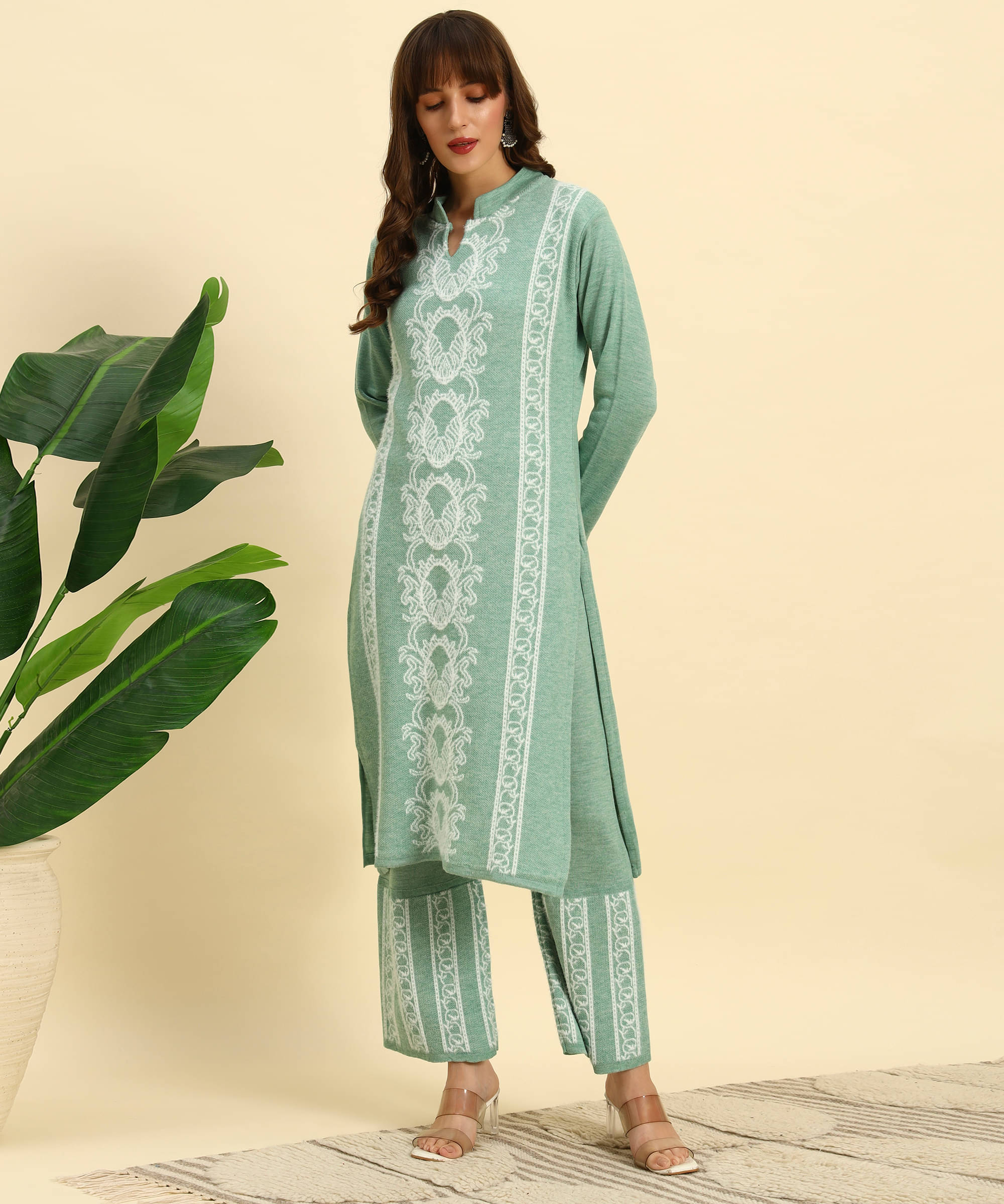     			Canblar Women Woollen Striped Straight Kurti With Palazzo ( Green )