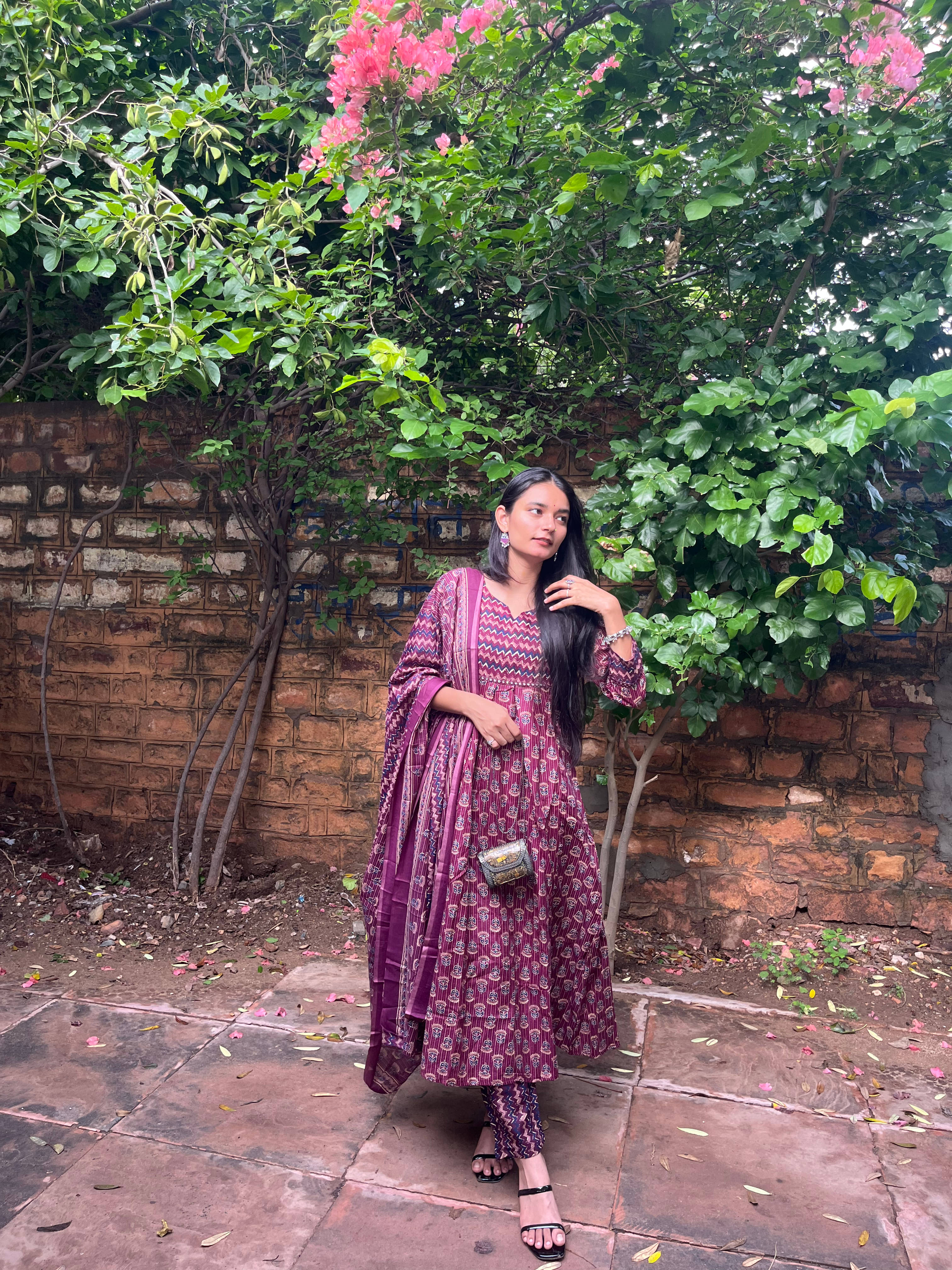     			VihaanExim Women Cotton Blend Printed A-line Kurti With Pants ( Wine )