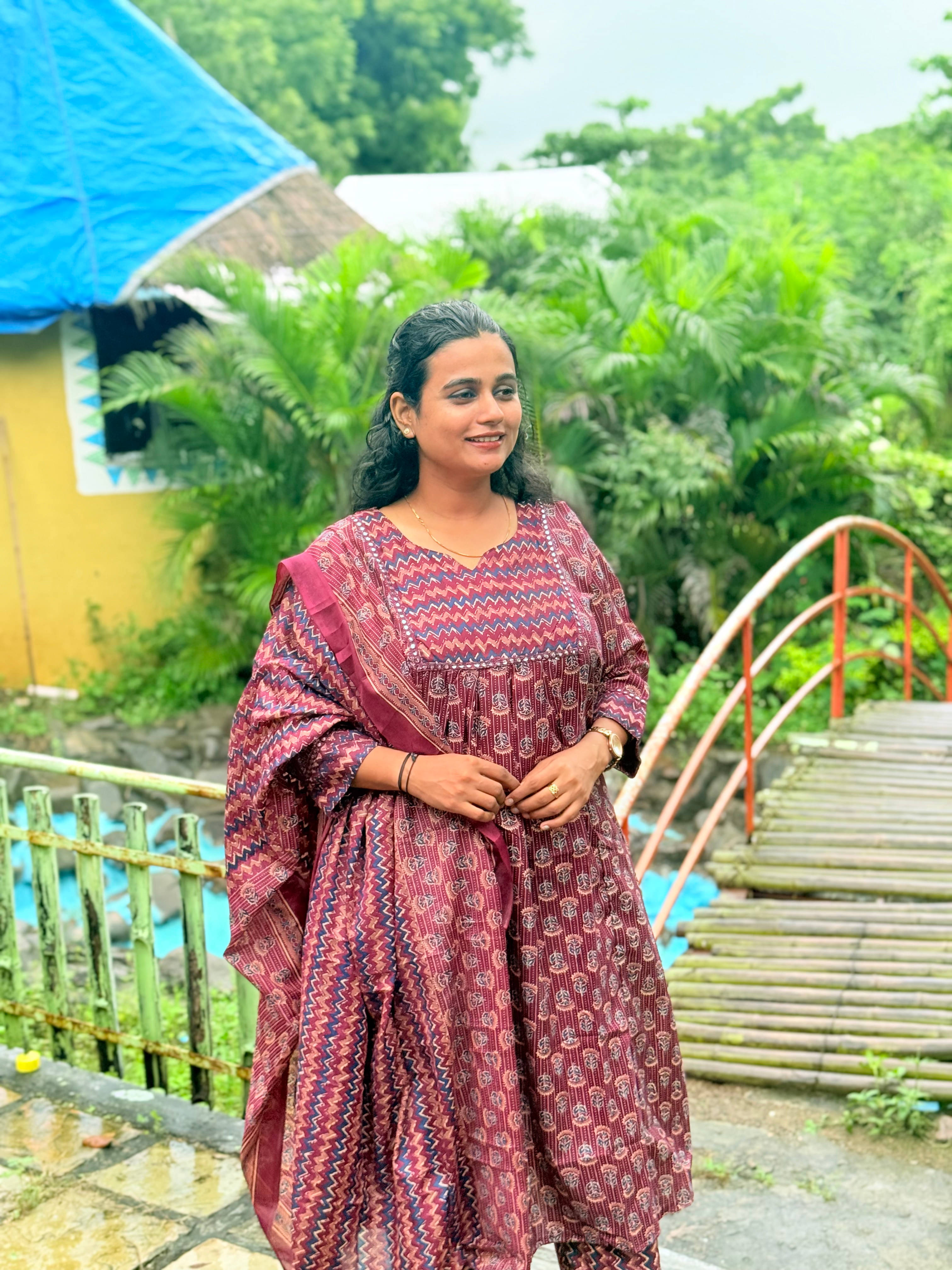     			VihaanExim Women Cotton Blend Printed A-line Kurti With Pants ( Wine )