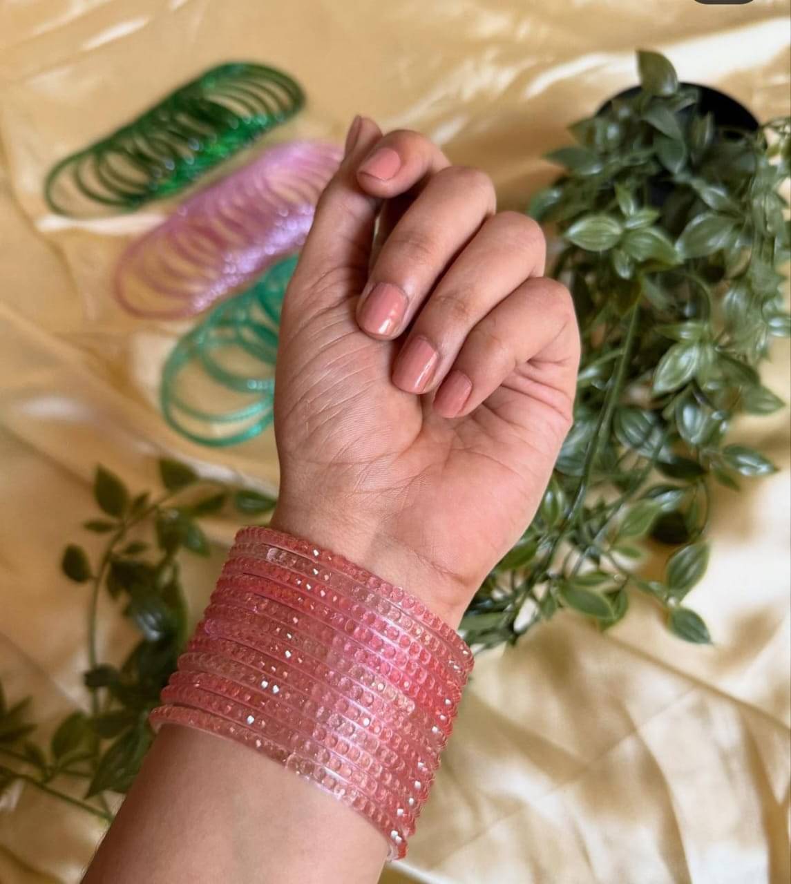     			Divine Glass Pink Bangle Set ( Pack of 12 )