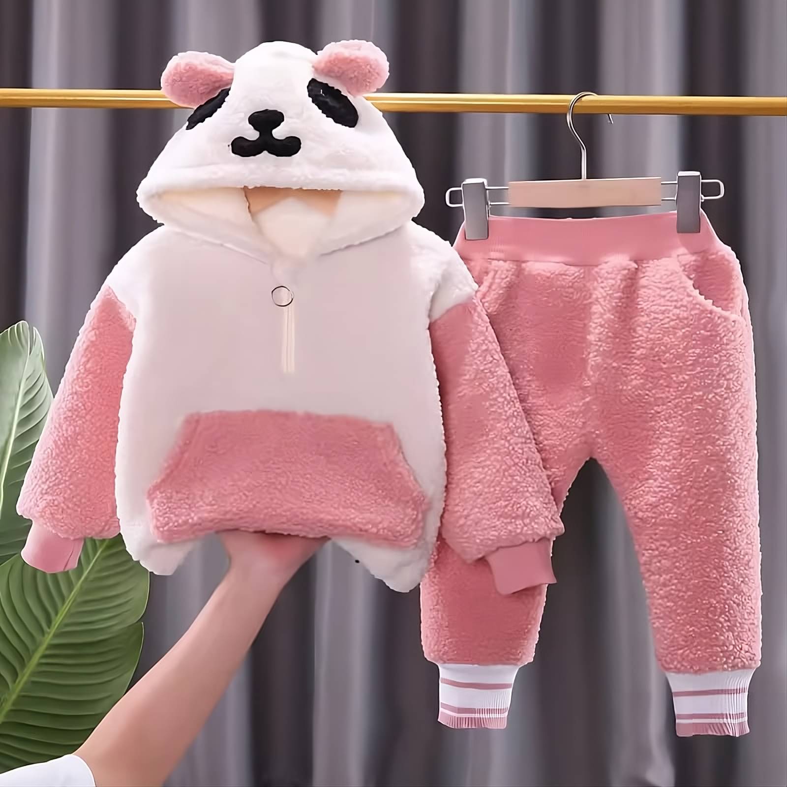     			Generic MI Clothing Pack of 1 Girls Woollen Sweartshirt & Trackpants ( Pink )