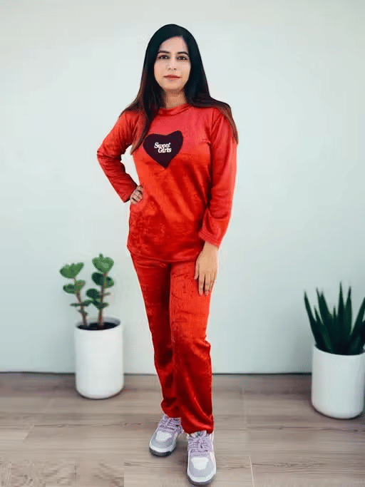     			Generic Singh and Soni Group Woollen Printed Women T-shirt with Pyjama ( Red )