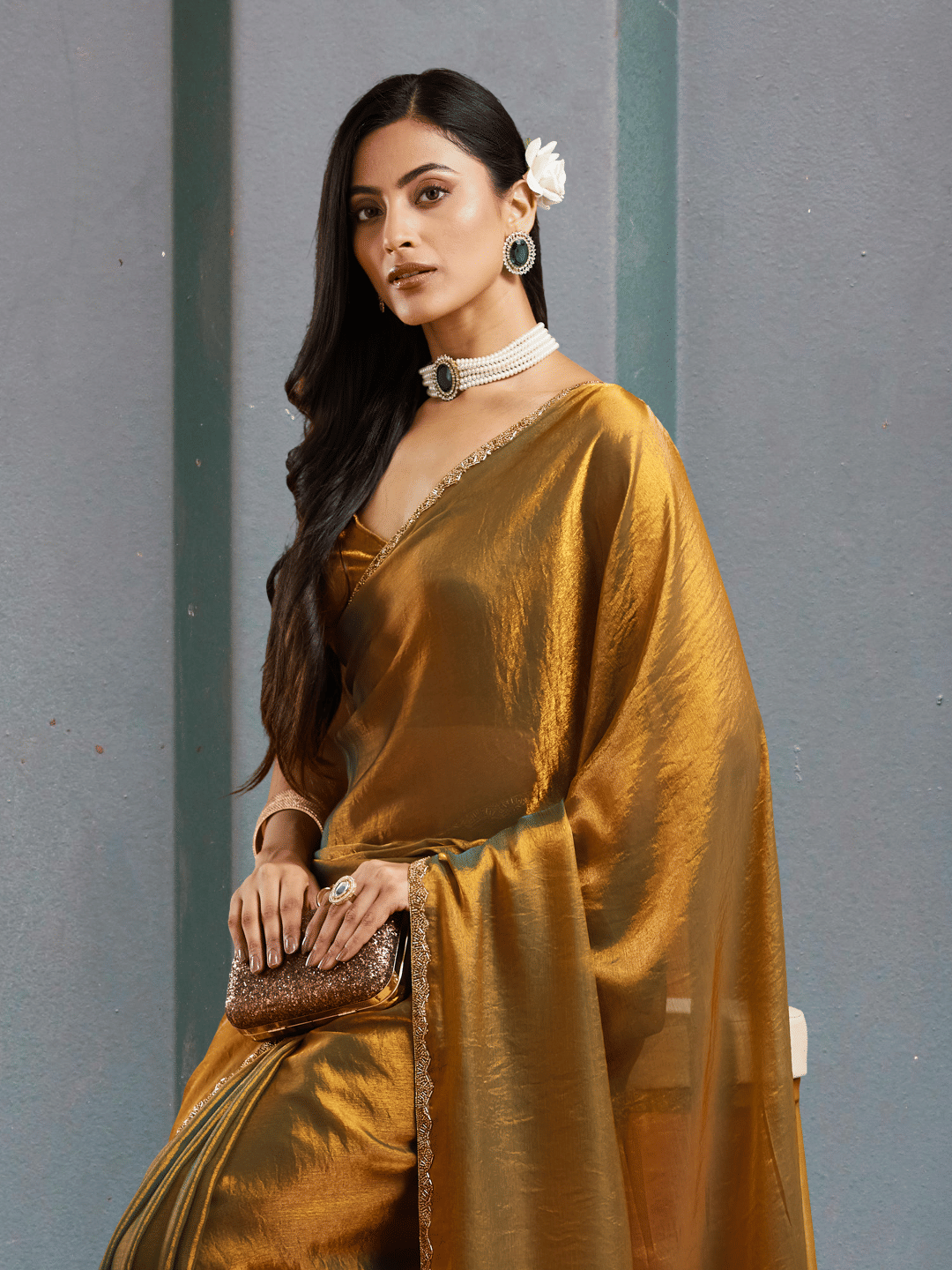     			Indy Bliss Chiffon Solid Chanderi saree With Unstitched Blouse Piece ( Gold )