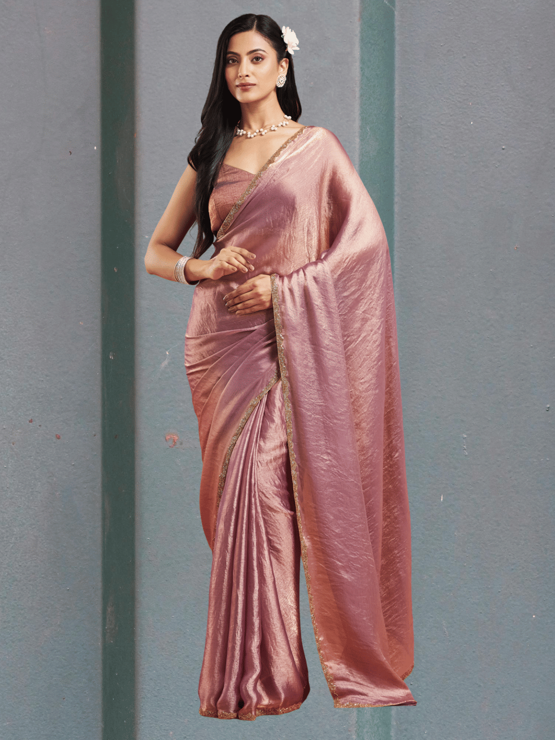     			Indy Bliss Chiffon Solid Chanderi saree With Unstitched Blouse Piece ( Wine )