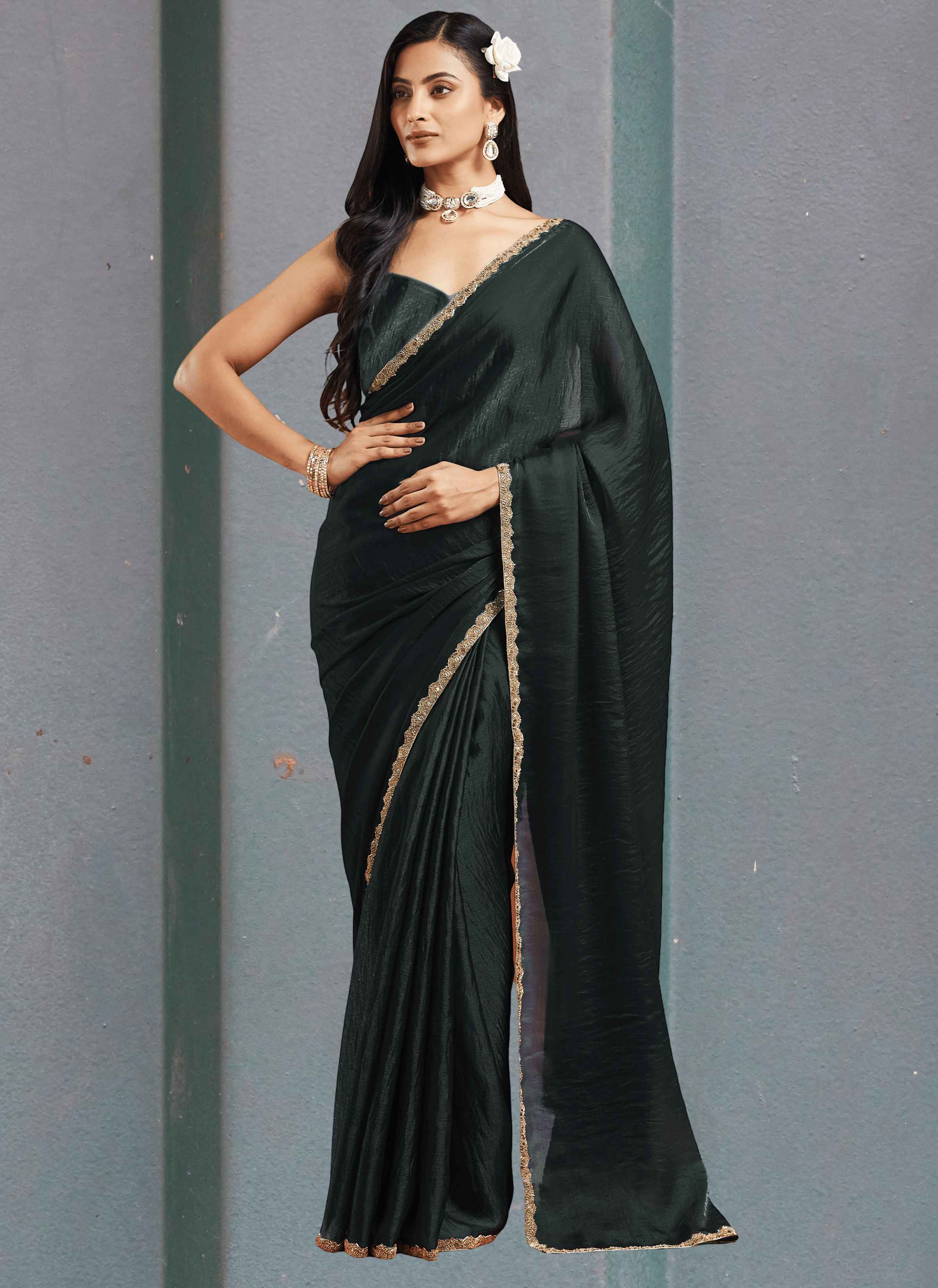     			Indy Bliss Chiffon Solid Chanderi saree With Unstitched Blouse Piece ( Black )