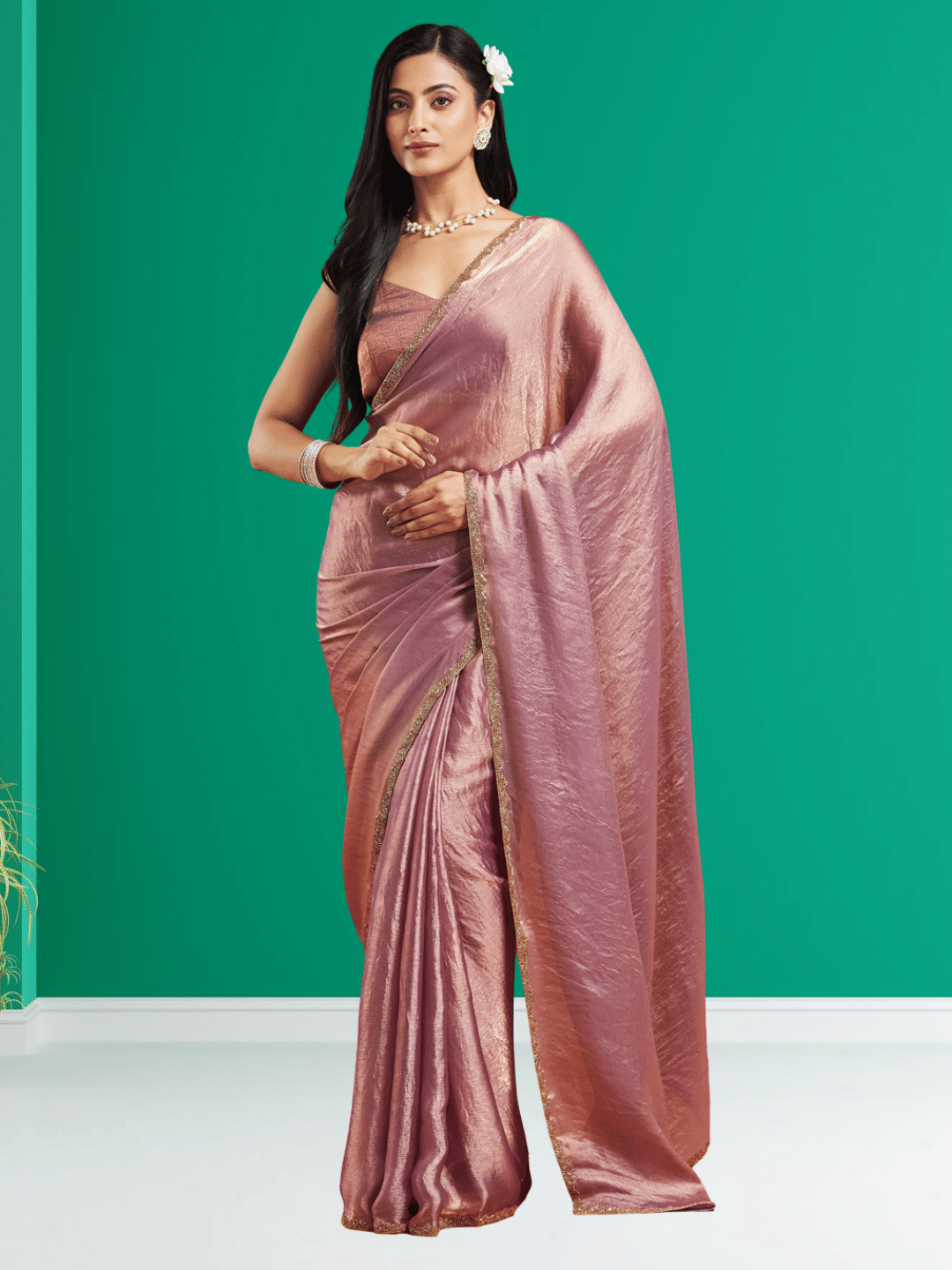     			Indy Bliss Jute Solid Chanderi saree With Unstitched Blouse Piece ( Wine )