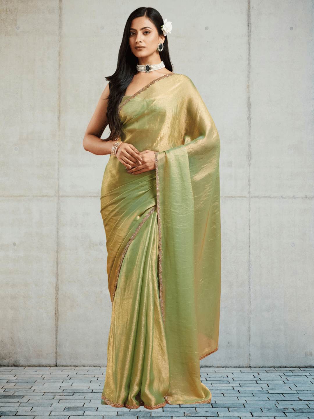 Indy Bliss Silk Blend Solid Chanderi saree With Unstitched Blouse Piece ( Green )     			Indy Bliss Silk Blend Solid Chanderi saree With Unstitched Blouse Piece ( Green )