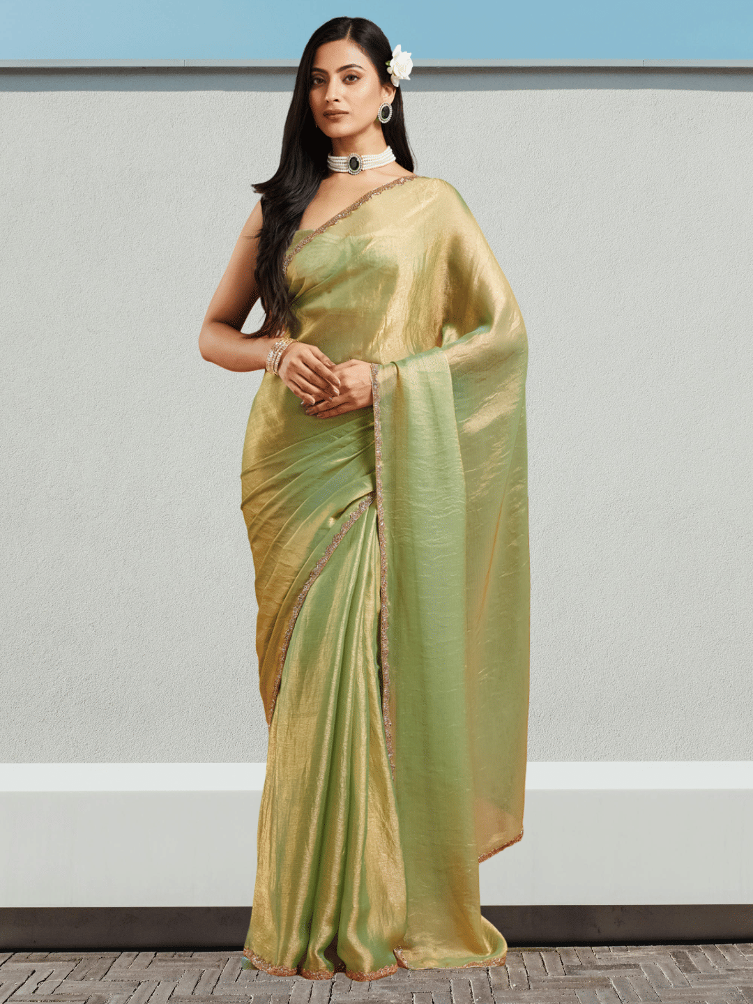     			Indy Bliss Tissue Solid Regular Saree With Unstitched Blouse Piece ( Green )