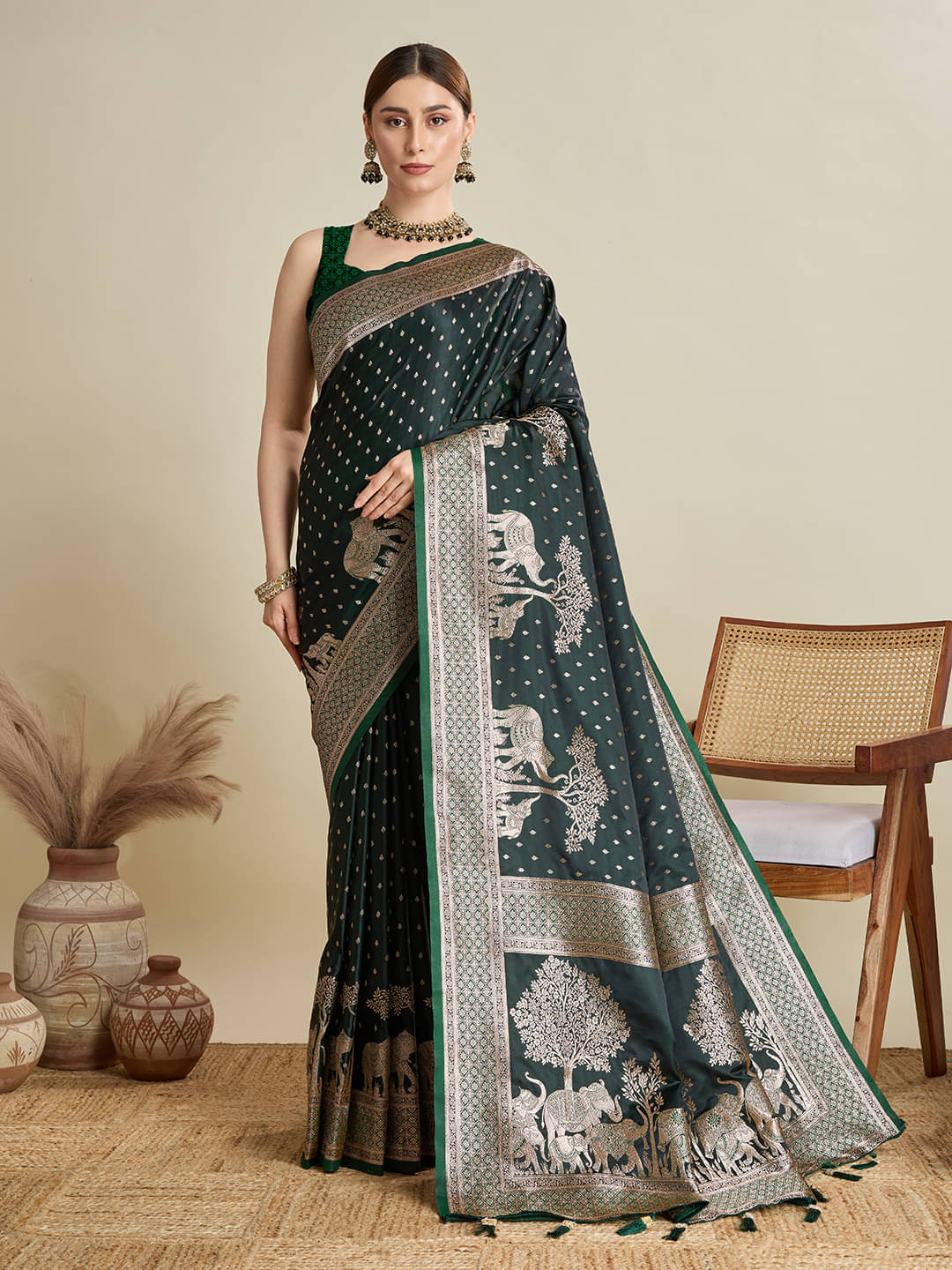     			PANZORA Cotton Woven Regular Saree Without Blouse Piece ( Green )
