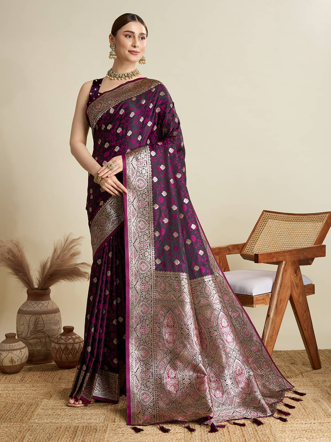     			PANZORA Cotton Woven Regular Saree Without Blouse Piece ( Pink )