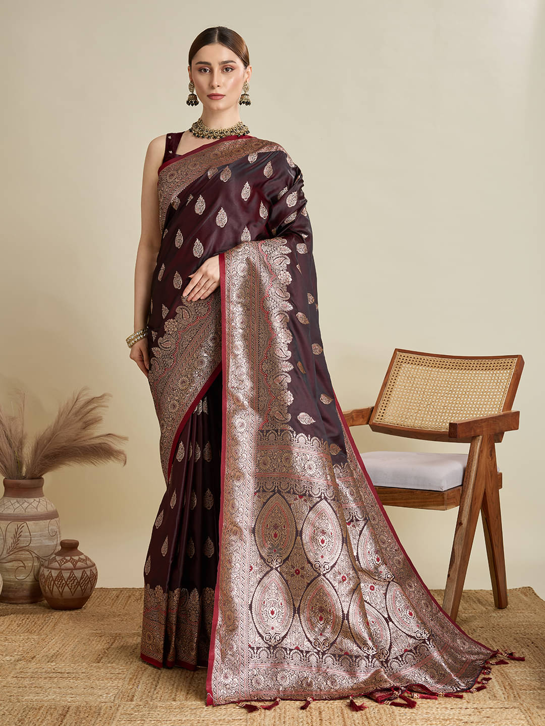 PANZORA Cotton Woven Regular Saree Without Blouse Piece ( Maroon ) PANZORA Cotton Woven Regular Saree Without Blouse Piece ( Maroon )