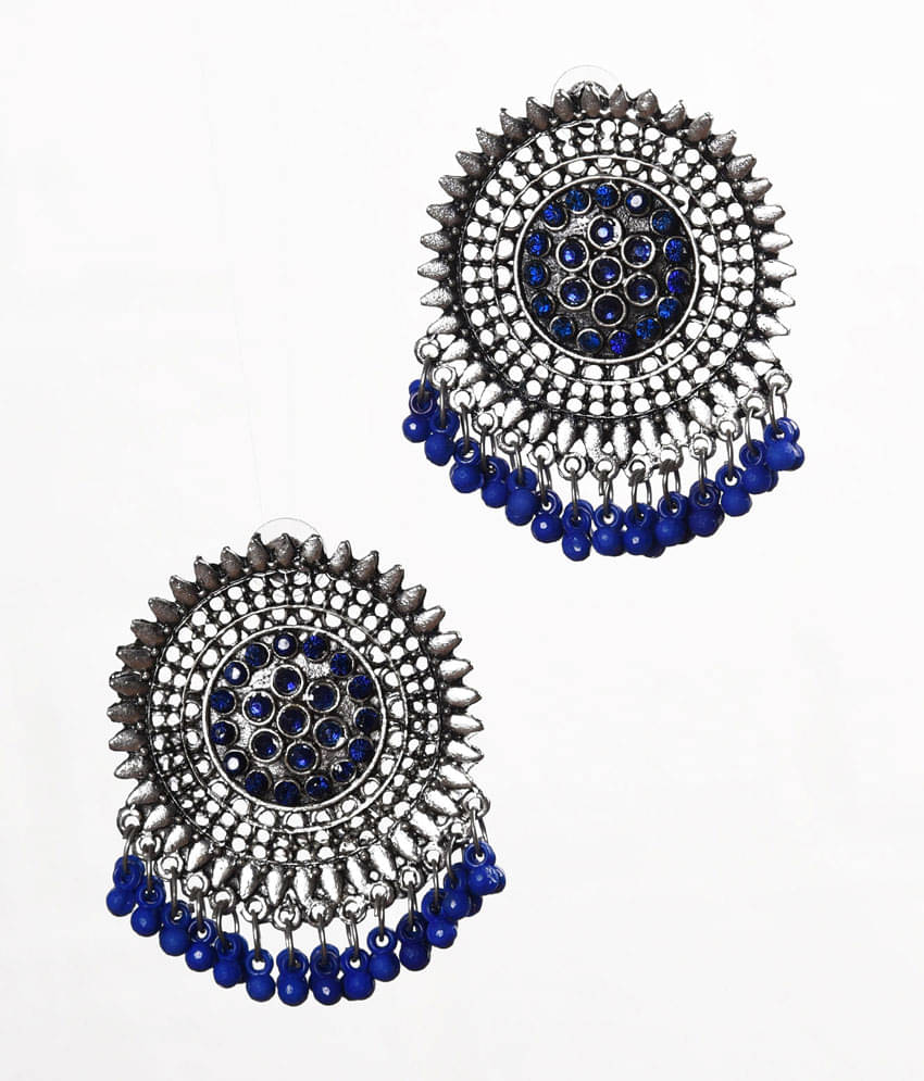     			Panachemode Blue Stud Earrings ( Pack of 1 )