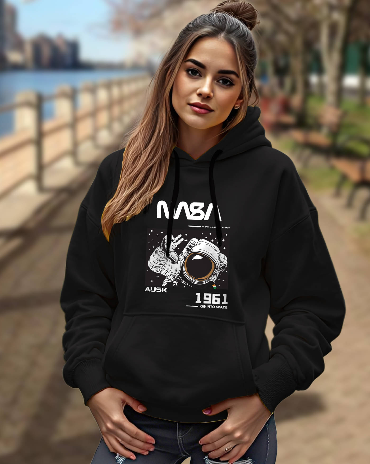     			AUSK Women Fleece Hooded Sweatshirt For Light Winters ( Black )