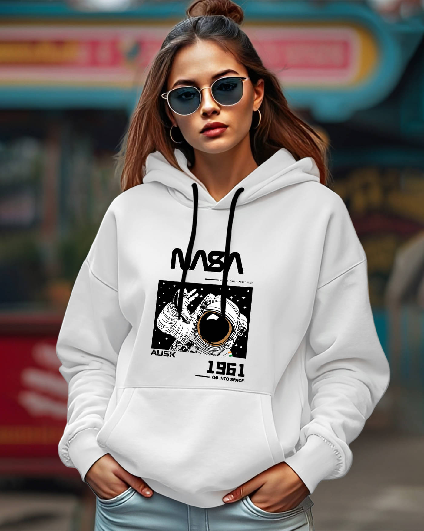     			AUSK Women Fleece Hooded Sweatshirt For Light Winters ( White )