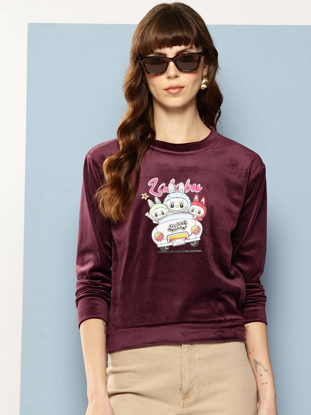     			Aarika Women Velvet Round Neck Sweatshirt For Light Winters ( Wine )