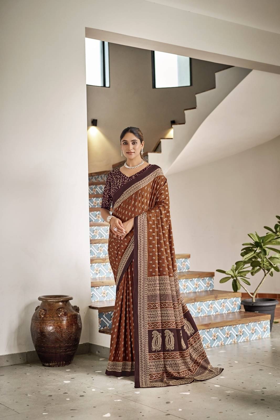     			BRENZZAFASHION Cotton Printed Bhagalpuri Saree With Unstitched Blouse Piece ( Grey )