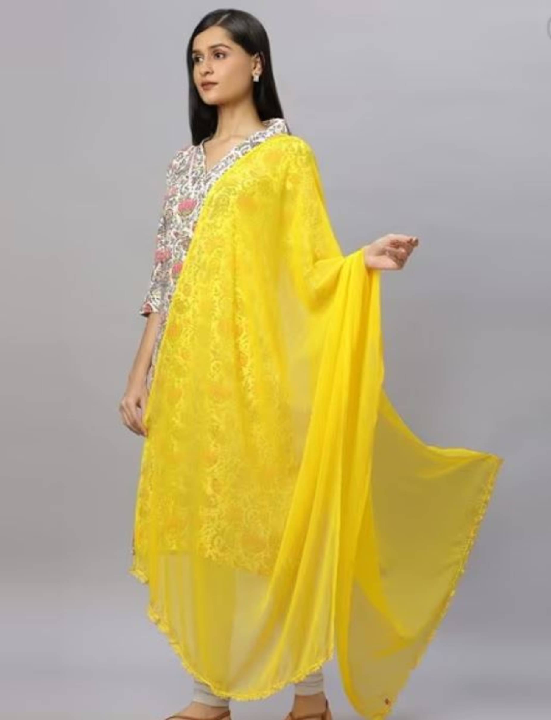     			Blushe Chiffon Women Dupatta ( Yellow , Pack of 1 )