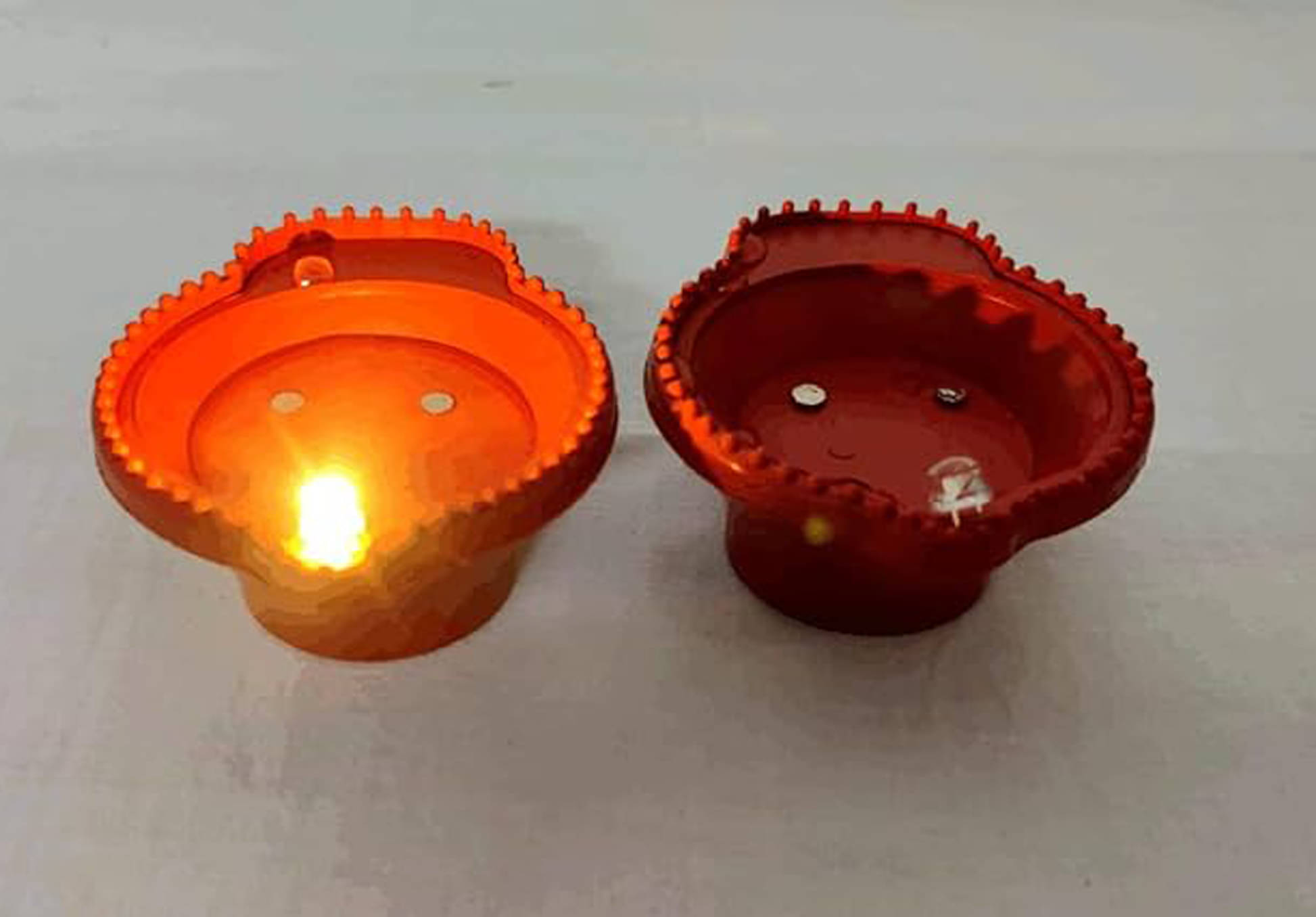     			Deals kart delhi Plastic Electric Diya - Pack of 6