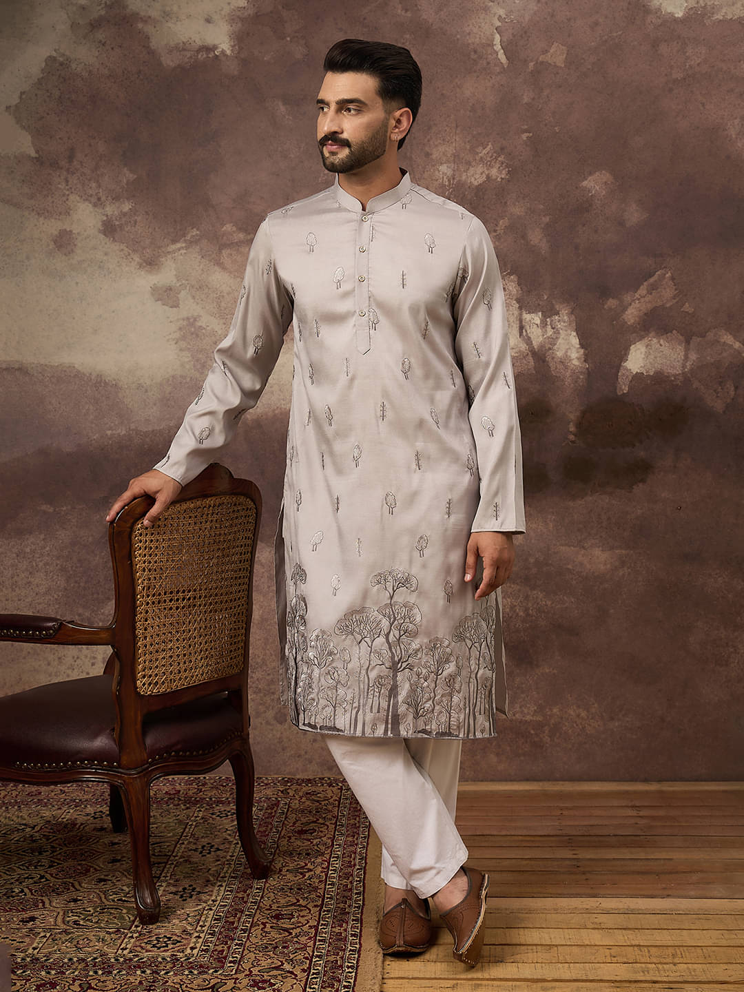     			Ethnic Bay Grey Blended Men's Regular Kurta ( Pack of 1 )