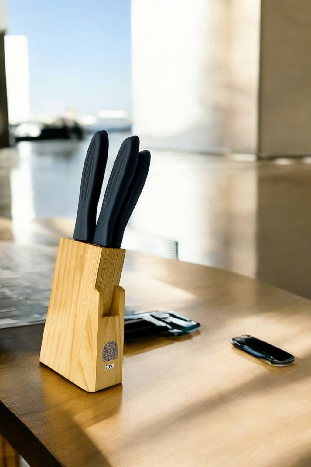     			KNIFES WITH STAND