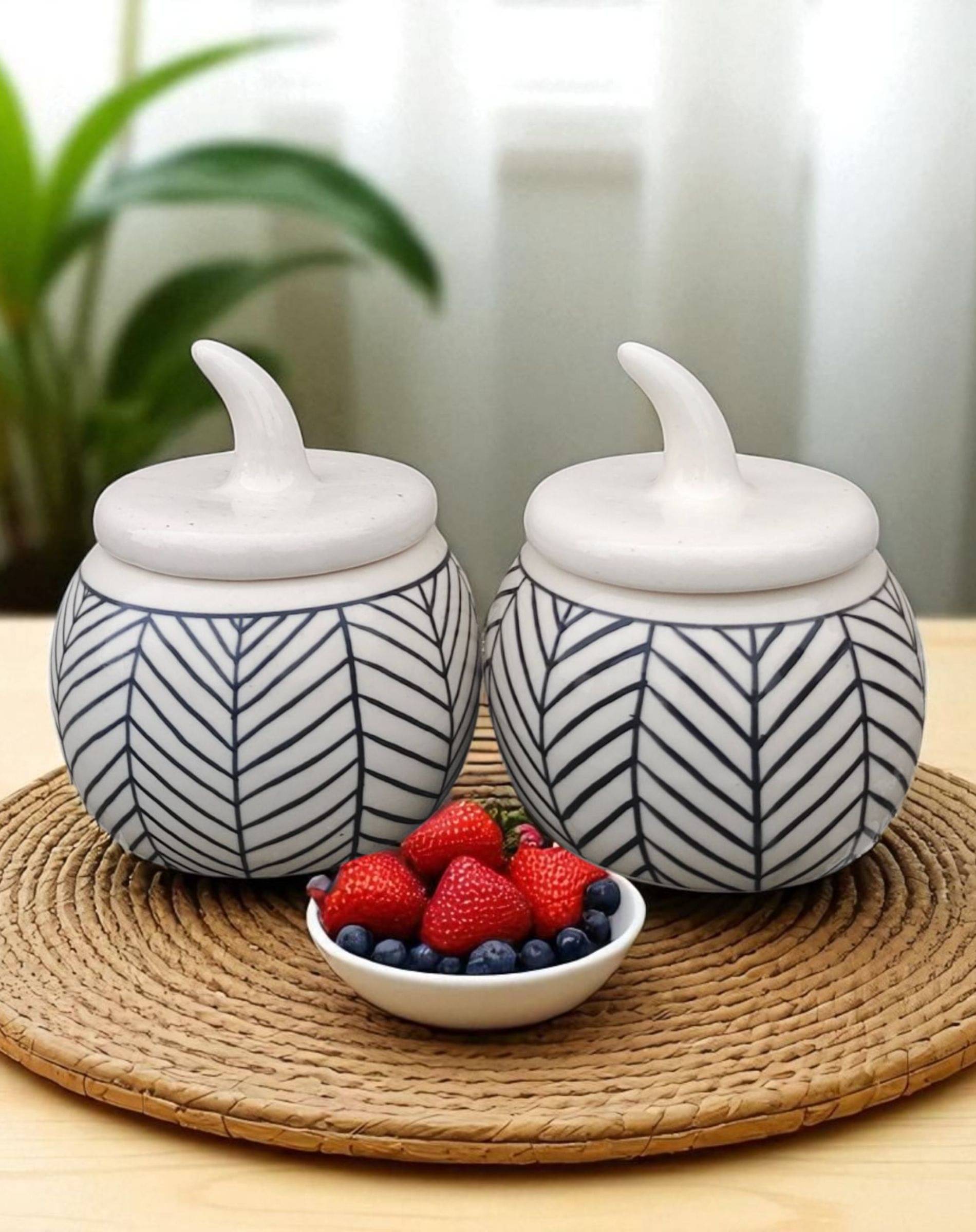 Malaikah Zebra Salt Jar Ceramic White Tea/Coffee/Sugar Container ( Set of 2 ) Malaikah Zebra Salt Jar Ceramic White Tea/Coffee/Sugar Container ( Set of 2 )