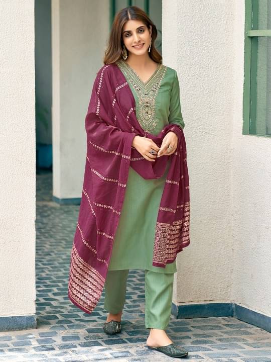ANKHIR ERA Women Rayon Embroidered A-line Kurti With Pants ( Green ) ANKHIR ERA Women Rayon Embroidered A-line Kurti With Pants ( Green )