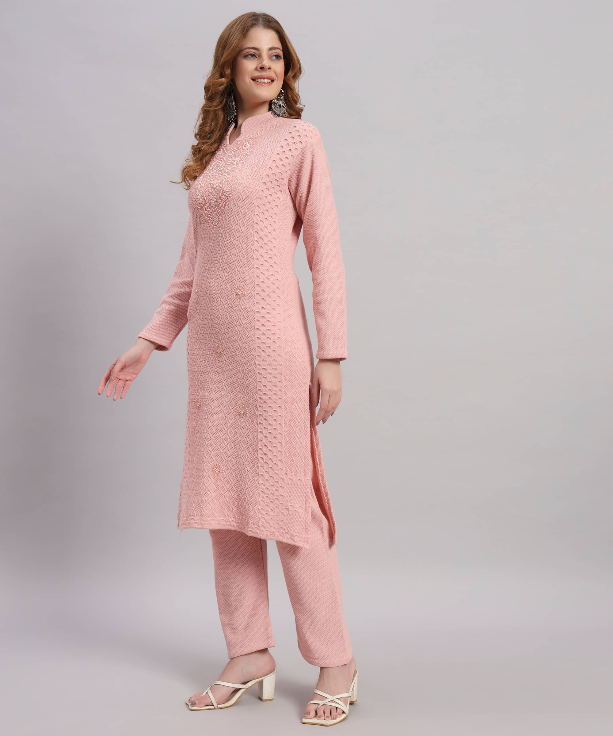     			Canblar Women Woollen Embroidered Straight Kurti With Palazzo ( Peach )