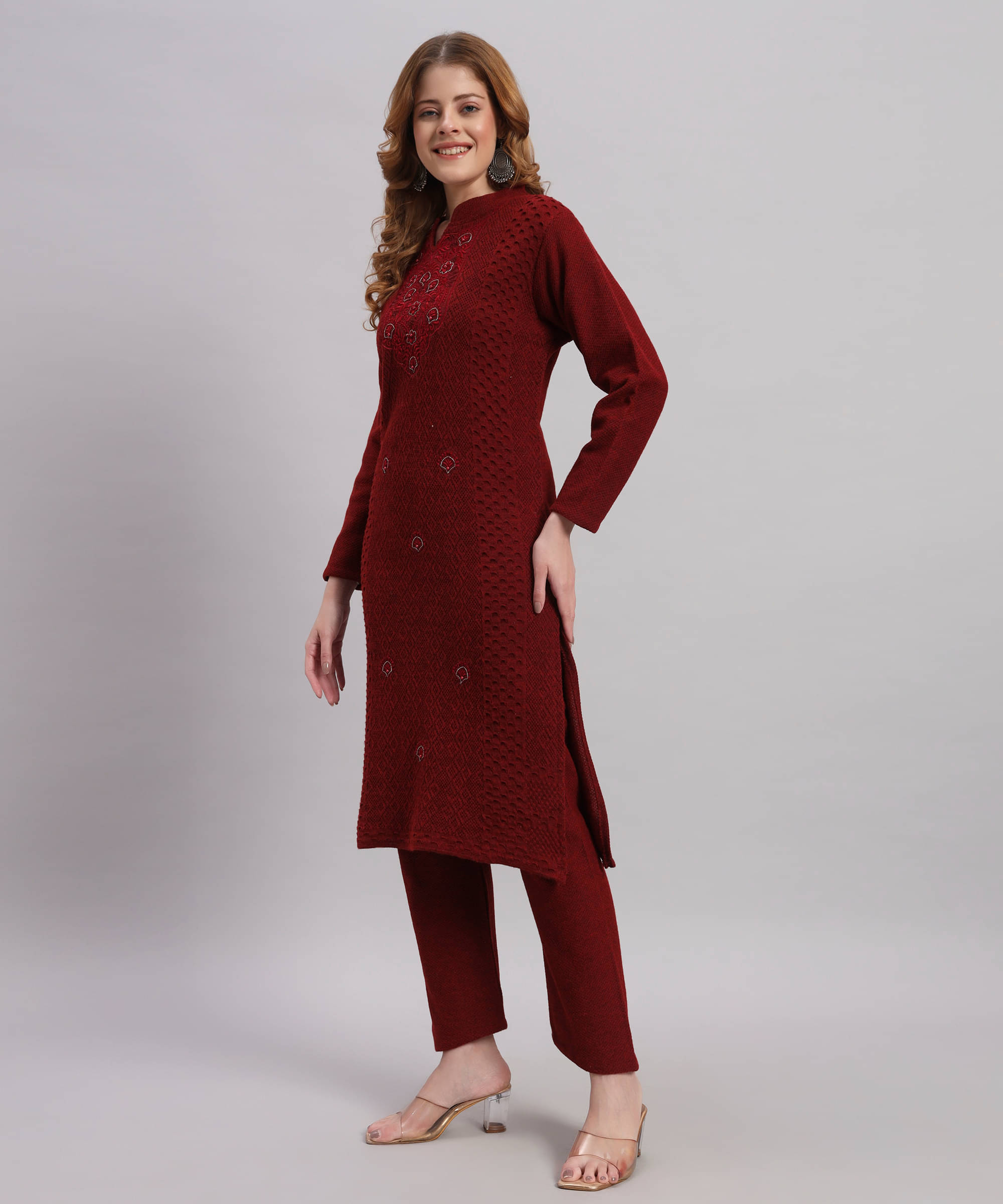     			Canblar Women Woollen Embroidered Straight Kurti With Palazzo ( Maroon )