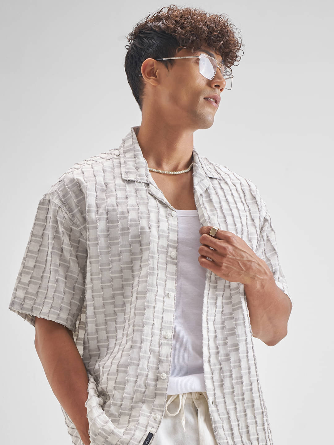     			Highlander 100% Cotton Oversized Fit Self Design Half Sleeves Men's Casual Shirt - Multicolor ( Pack of 1 )
