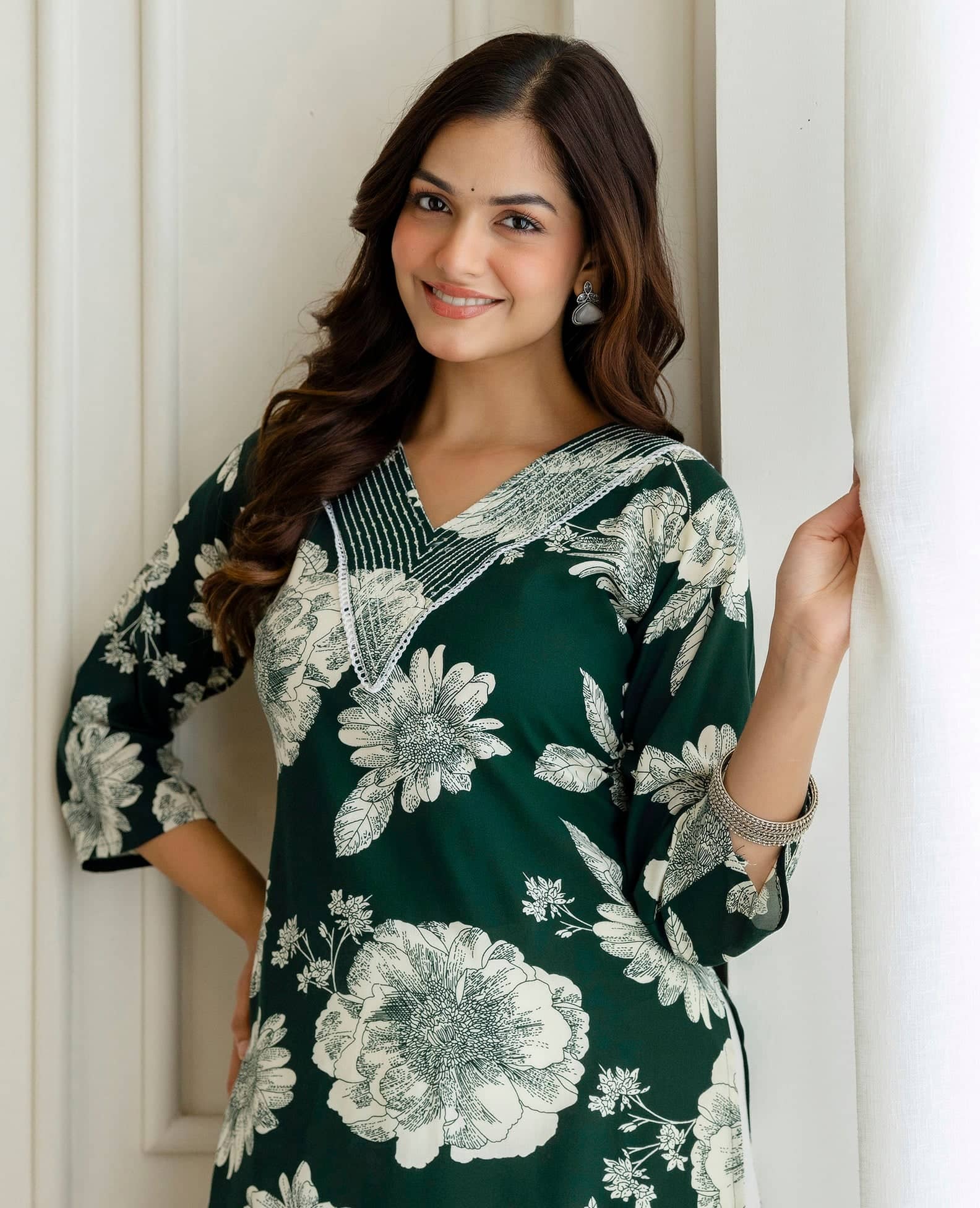 Kapadia Women Rayon Printed Straight Kurti ( Dark Green ) - Kurtis, Tunics | Buy online on ZillyBuy