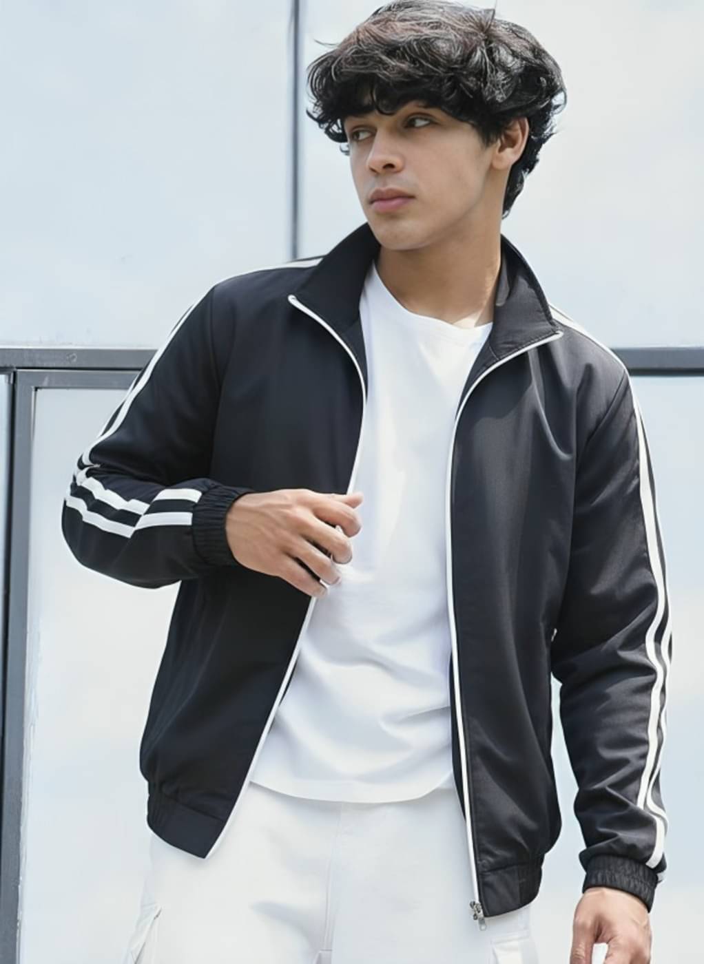    			PLUS PARADISE Polyester Men's Windcheater Jacket - Black ( Pack of 1 )