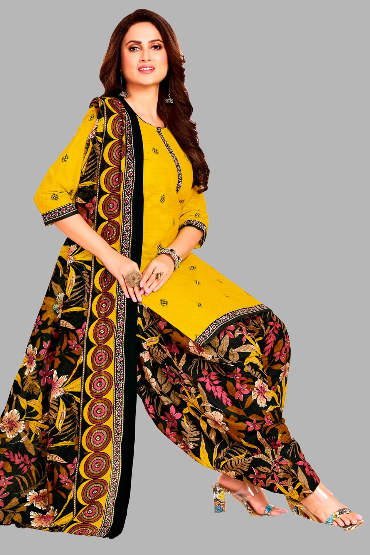 SIMMU Women Cotton Printed Straight Kurti With Patiala Salwar ( Yellow ) SIMMU Women Cotton Printed Straight Kurti With Patiala Salwar ( Yellow )