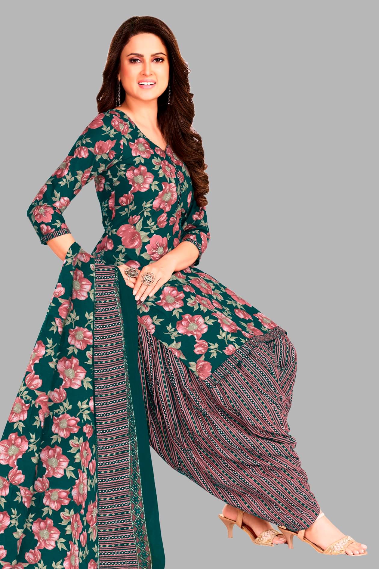 SIMMU Women Cotton Printed Straight Kurti With Patiala Salwar ( Green ) SIMMU Women Cotton Printed Straight Kurti With Patiala Salwar ( Green )