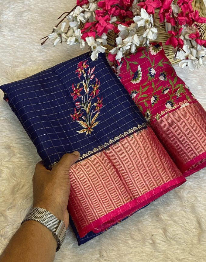     			VAANISRI Cotton Printed Regular Saree With Unstitched Blouse Piece ( Blue )